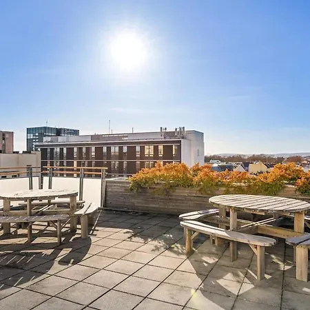 Apartment Cozy & In The Royal Heart Of Oslo